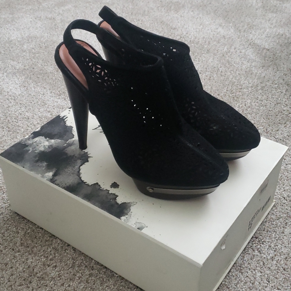 Elizabeth and James 5inch platform suede shoes